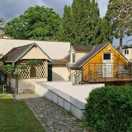 Crow's Nest Comfortable Tatil Evi